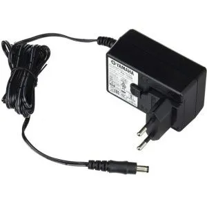 Yamaha PA-150B Блок питания 12 В/1,5 А для синтезаторов серий PSR и DGX.