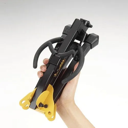 Hercules DS630BB Стойка для альт/тенор саксофона с автозахватом, компактнаяя.